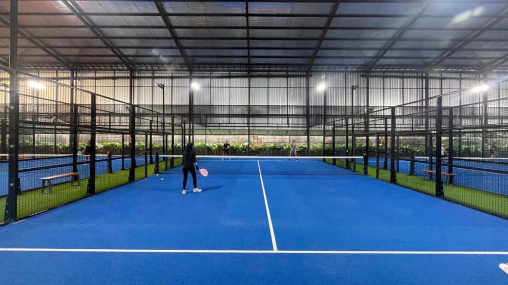 Lapangan Padel Indoor
