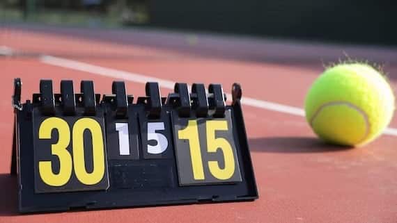 score bermain padel