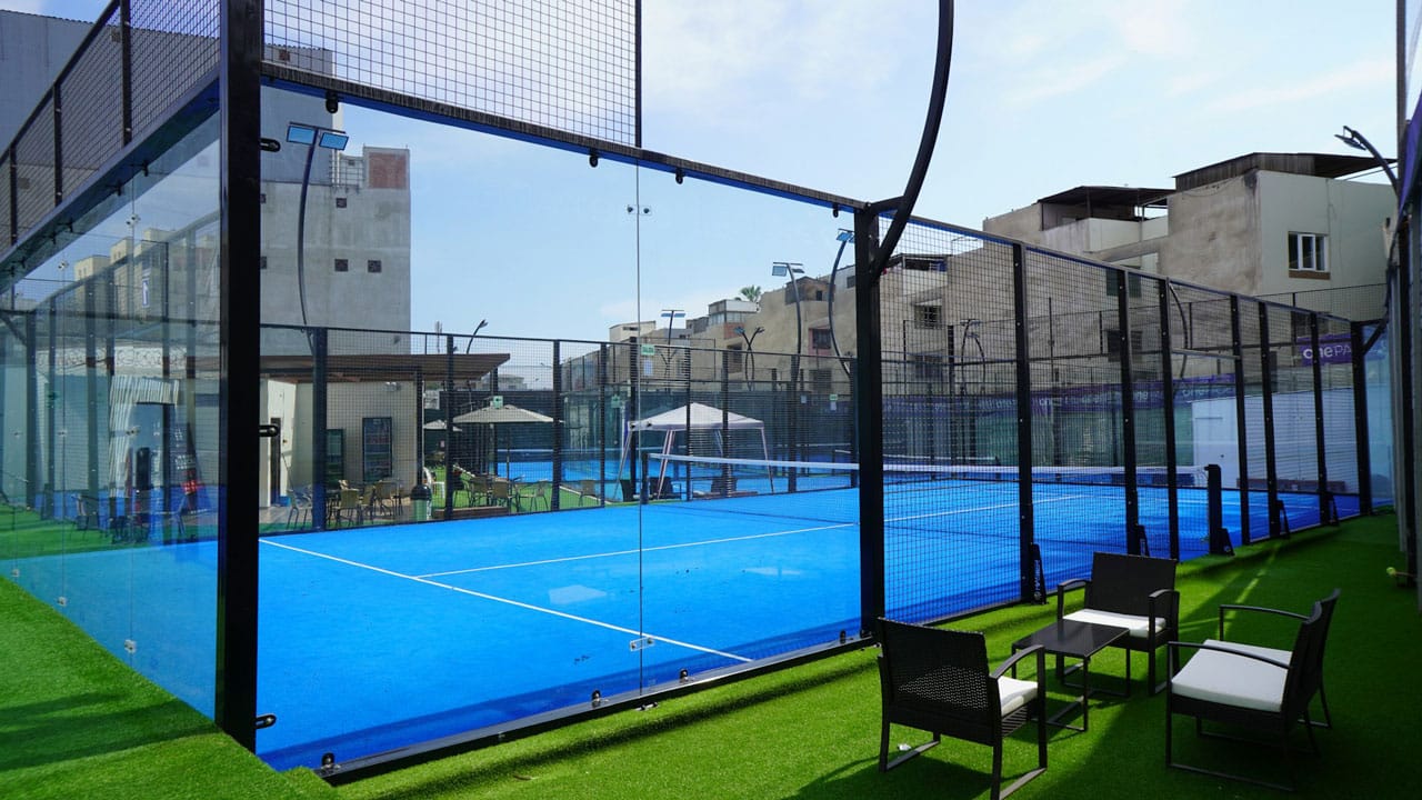 desain lapangan padel