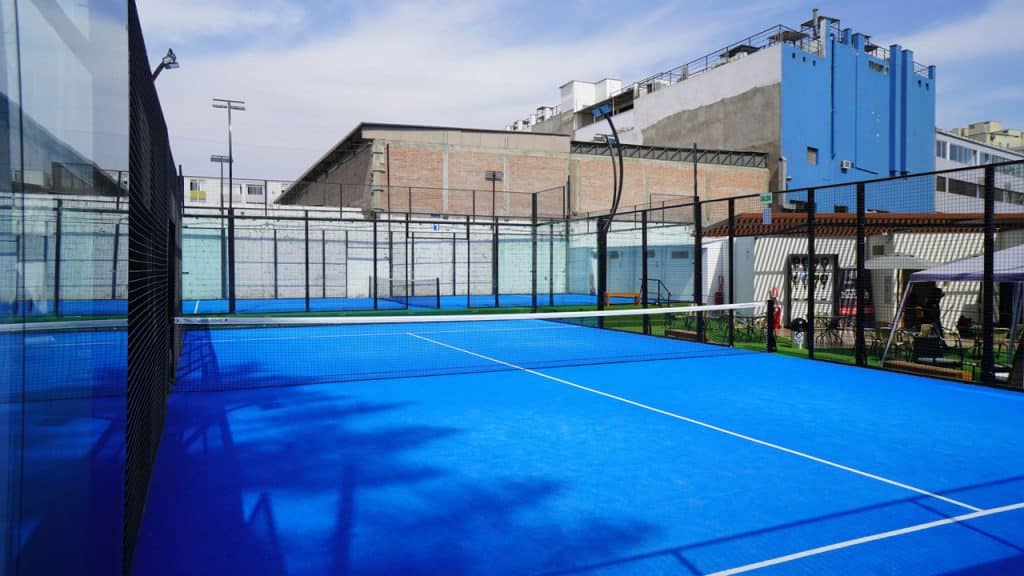 Desain lapangan padel premium